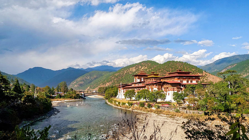 Tashichho Dzong images