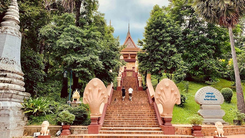 Wat Phnom images