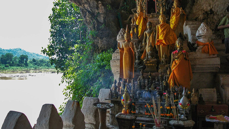 Pak Ou Caves images