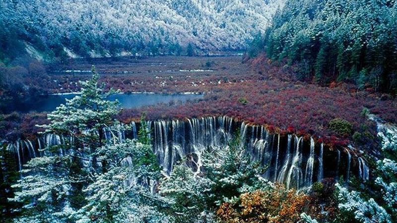 Jiuzhaigou Valley images